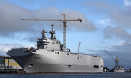Rusijos diplomatas: "Mistral" laivų pardavimas NATO šalims neįmanomas