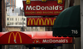 "McDonald's" darbuotojų nudegimai privertė pradėti tyrimą