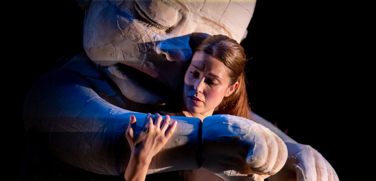 Spektaklis &quot;Aš visada šalia&quot;