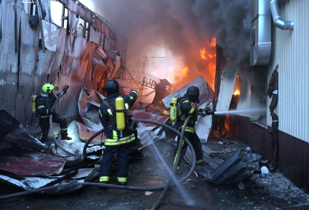 Gaisras po sprogimų