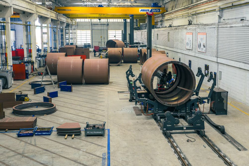 Vakarų laivų gamykla, investicijos