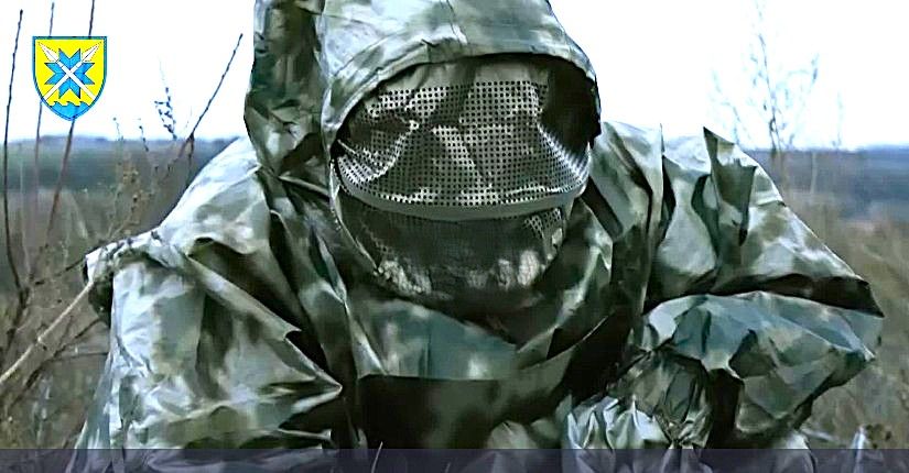Kamufliažiniai kostiumai Ukrainoje