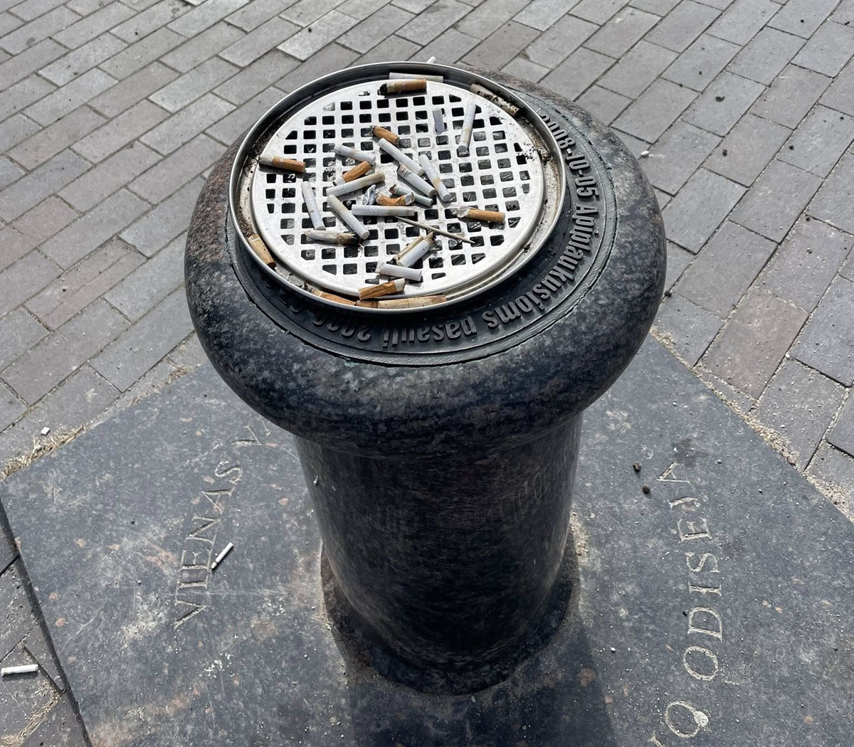 Knechtas, Danės krantinė