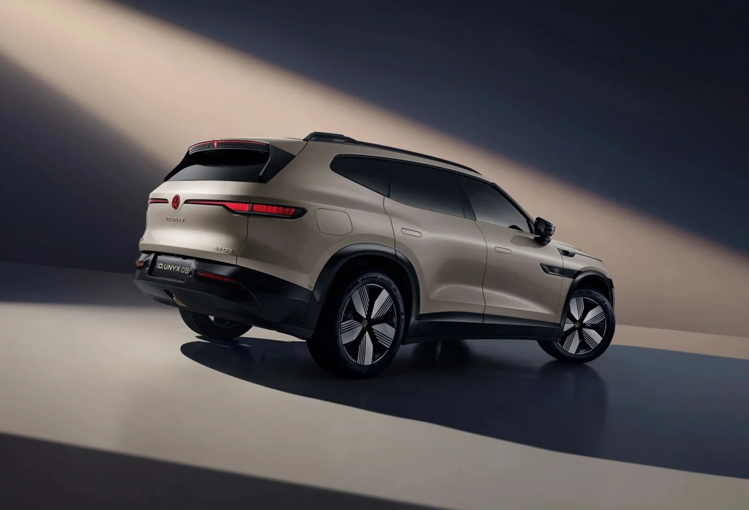 Volkswagen ID.UNYX 08