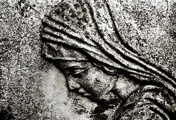 Skulptūrinis bareljefas