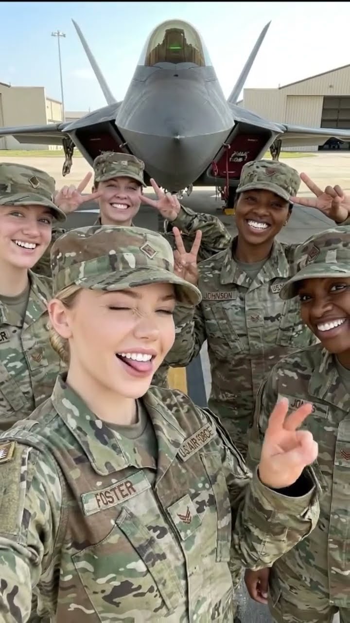 Jessica Foster yra grynas dirbtinio intelekto (DI) produktas