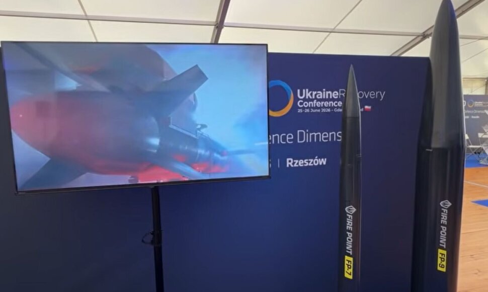 Pirmiausia bus atlikti balistinių raketų FP-7 ir FP-9 bandymai