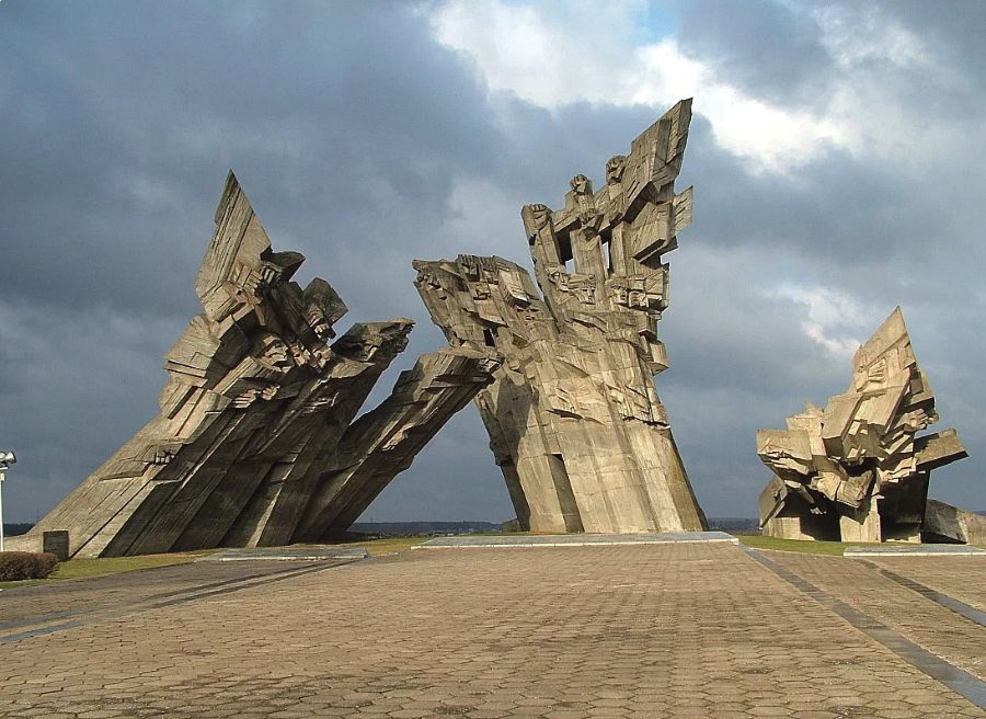 Kauno IX  forto memorialas