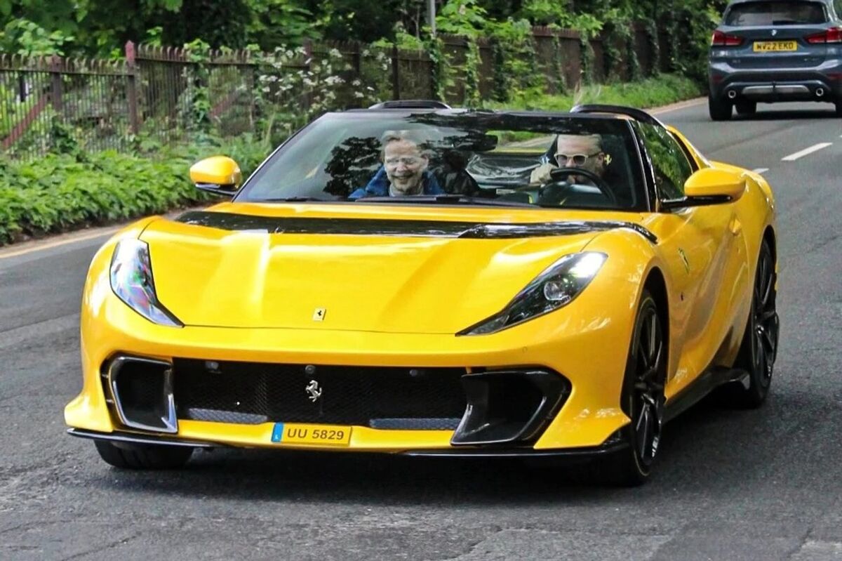 Ferrari 812