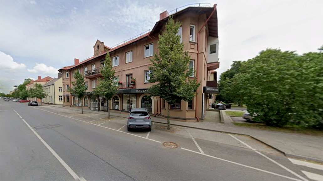 liepų gatvė, automobiliai, parkingas