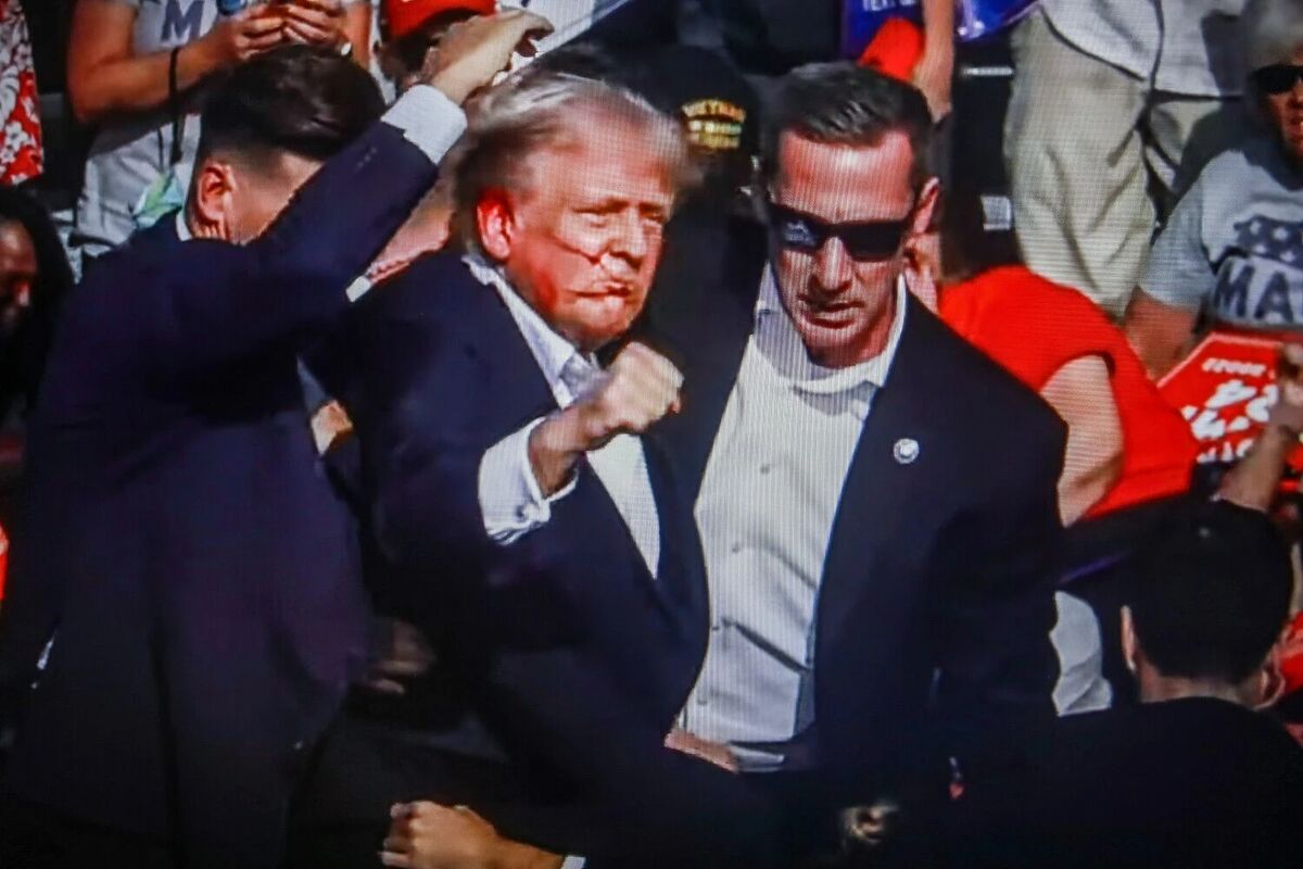 Sužeistas Donaldas Trampas