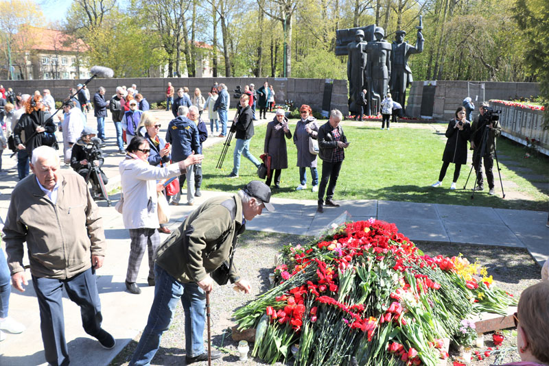 SUDOMINO. Tebevykstančio Rusijos pradėto karo Ukrainoje fone vadinamosios Pergalės dienos minėjimas Klaipėdoje sulaukė išskirtinio žiniasklaidos dėmesio.