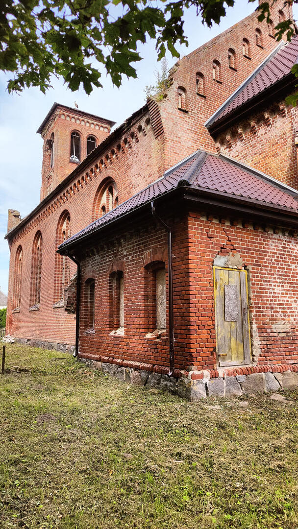 Plaškių bažnyčia 2021 metais. Asmeninio archyvo nuotr.