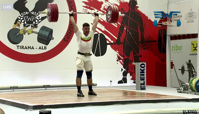 EMOCIJOS. Tomas Licinchai svorio iki 96 kg varžybose tarp 19 dalyvių užėmė 13 vietą.