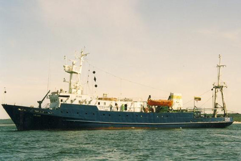 LAIVAS. „Rudolf Samuilovič“, su kuriuo nuo 1989 iki 1991 m. plaukiojo Inga Dailidienė, buvo atiduotas kariškiams. 1992 m. jis pervadintas „Vėtra“, 2008 m. virto metalo laužu. 