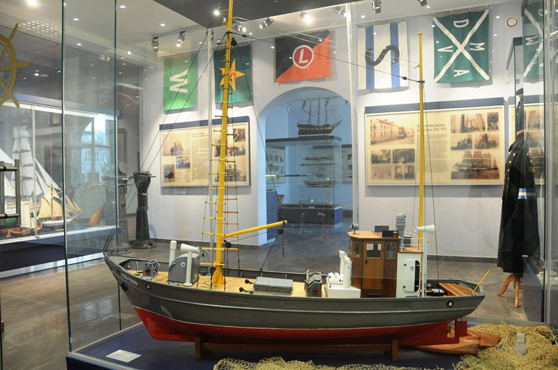 MUZIEJUS. Lietuvos aukštoji jūreivystės mokykla turi senas jūrininkų rengimo tradicijas ir muziejų. 