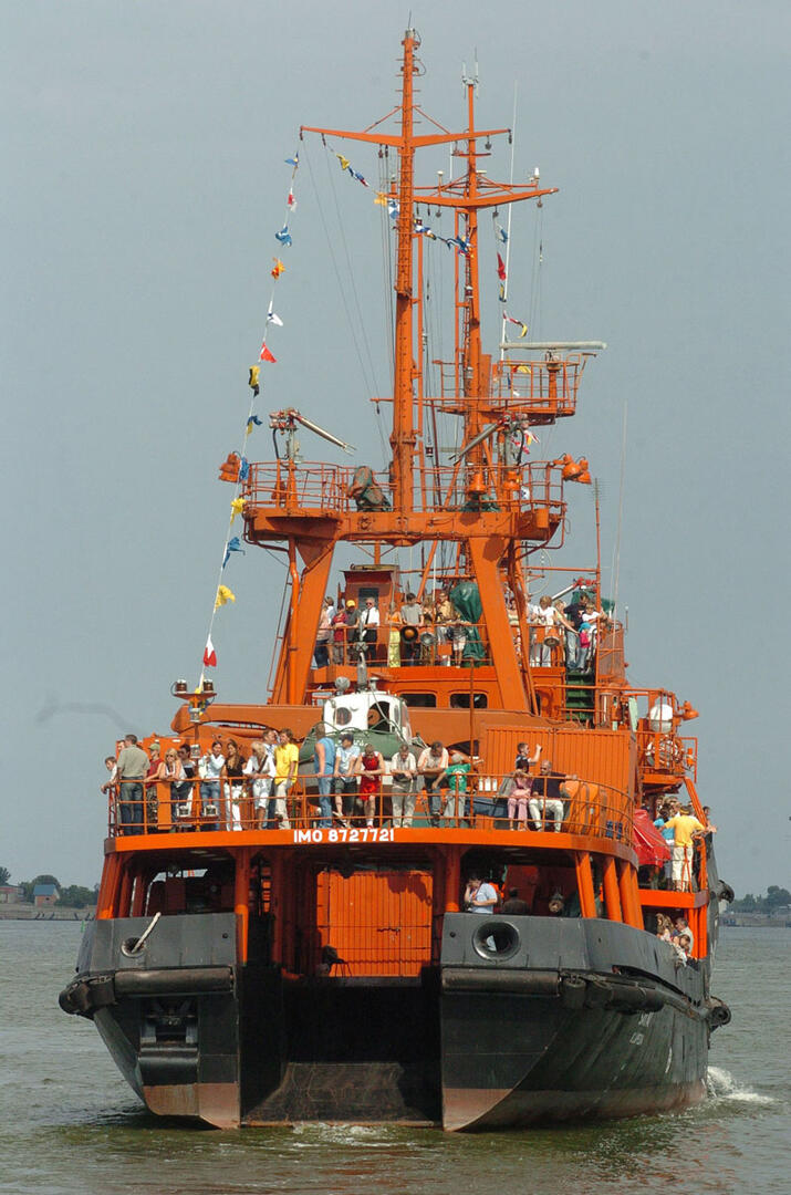 DALYVAUJA. Laivas „Šakiai“ dalyvauja miesto organizuojamuose renginiuose, kurie vyksta jūroje. 