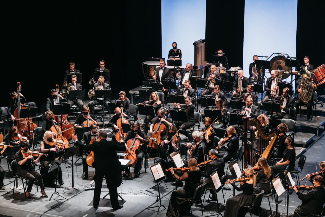 KVMT simfoninio orkestro (vyriausiasis dirigentas T.Ambrozaitis) koncertas „Marių pasakos“.Domo Rimeikos nuotr.3