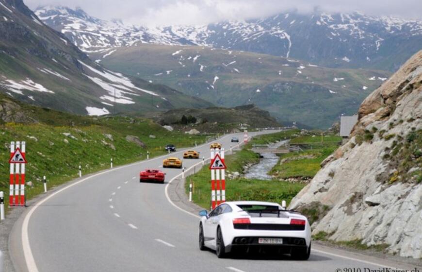 Šveicarijoje įvyko "Lamborghini" savininkų susitikimas