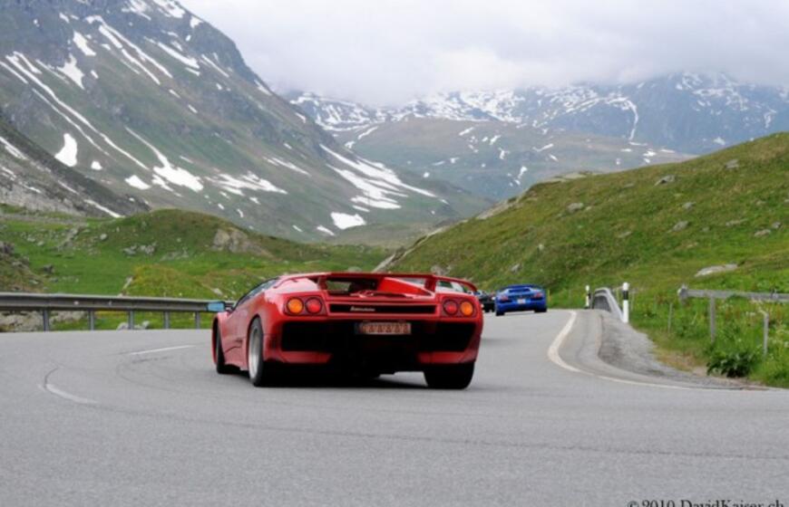 Šveicarijoje įvyko "Lamborghini" savininkų susitikimas