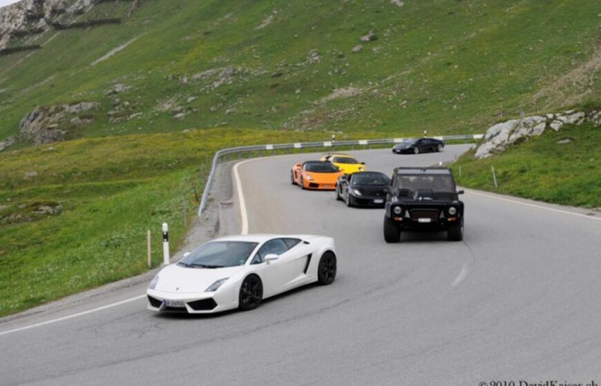 Šveicarijoje įvyko "Lamborghini" savininkų susitikimas
