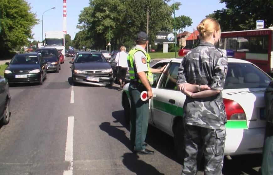 Avarija Mokyklos gatvėje sukėlė kamštį