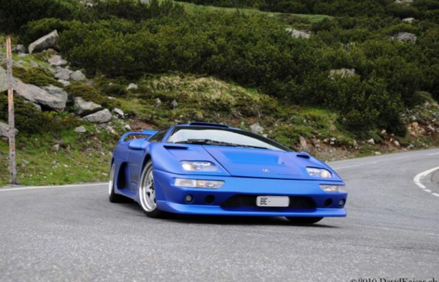 Šveicarijoje įvyko "Lamborghini" savininkų susitikimas