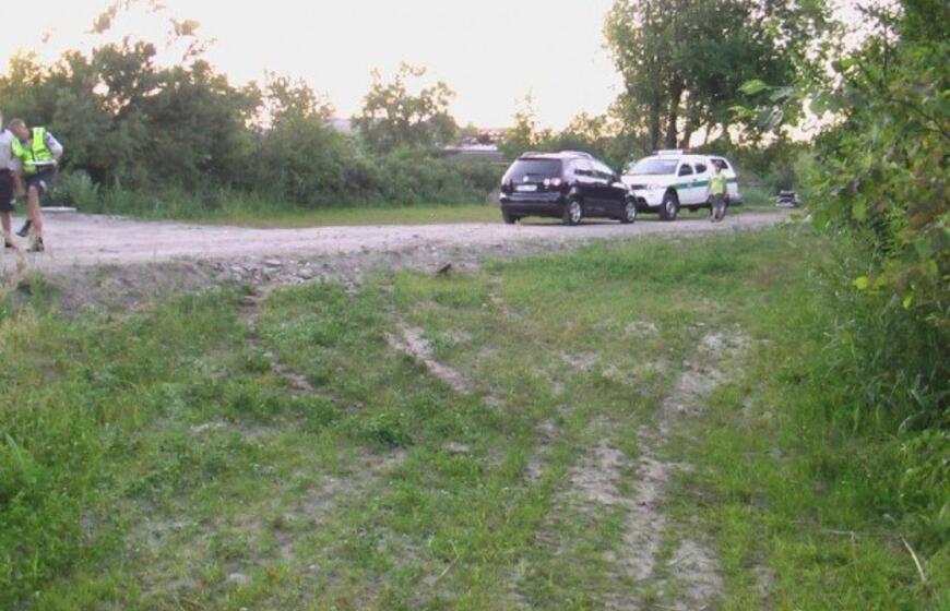 Avarijos: Žvyrkeliu lėkusi "Honda" atsidūrė griovyje