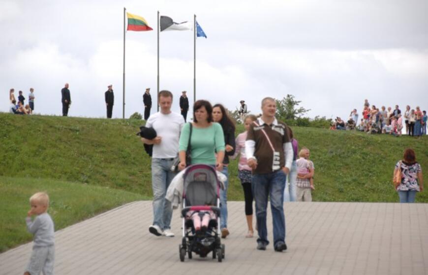 Ketvirtadienį Lietuvos jūrų muziejaus teritorijoje vyko tradicinė Lietuvos jūrininkų pagerbimo ceremonija.