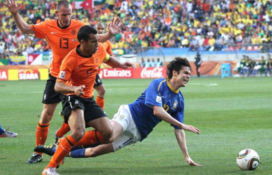 PAR 2010: ketvirtfinalyje - olandų pergalė prieš brazilus