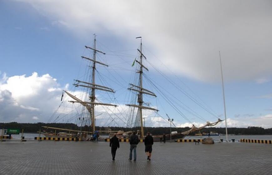 Į Klaipėdą atplaukė švedų burlaivis „Tre Kronor af  Stockholm“