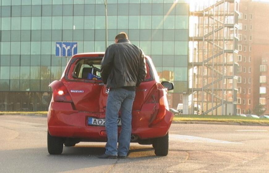 Avarija Taikos ir Baltijos prospektų sankryžoje