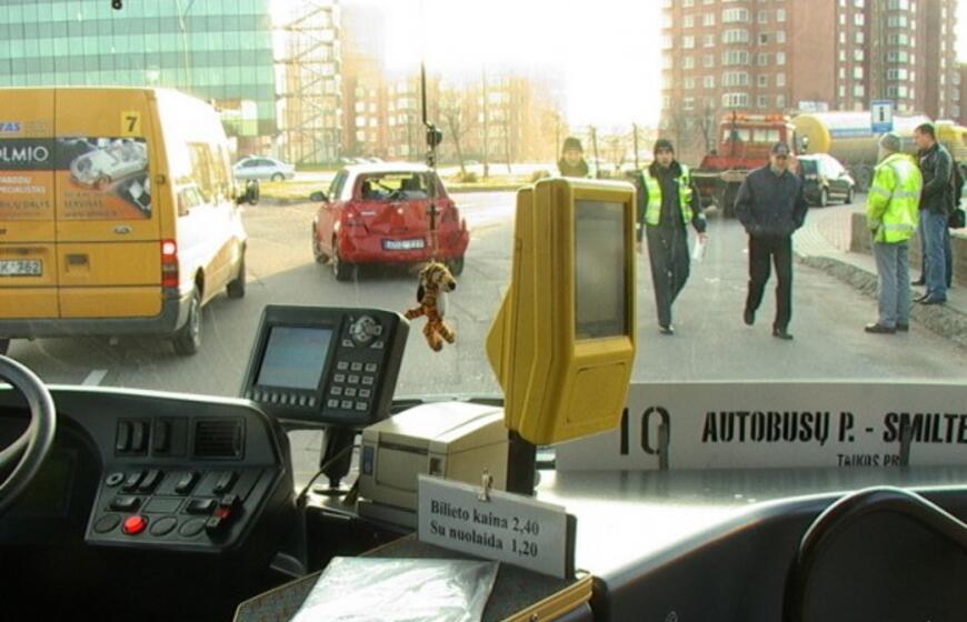 Avarija Taikos ir Baltijos prospektų sankryžoje