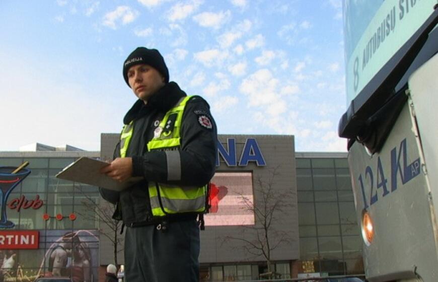 Avarija Taikos ir Baltijos prospektų sankryžoje