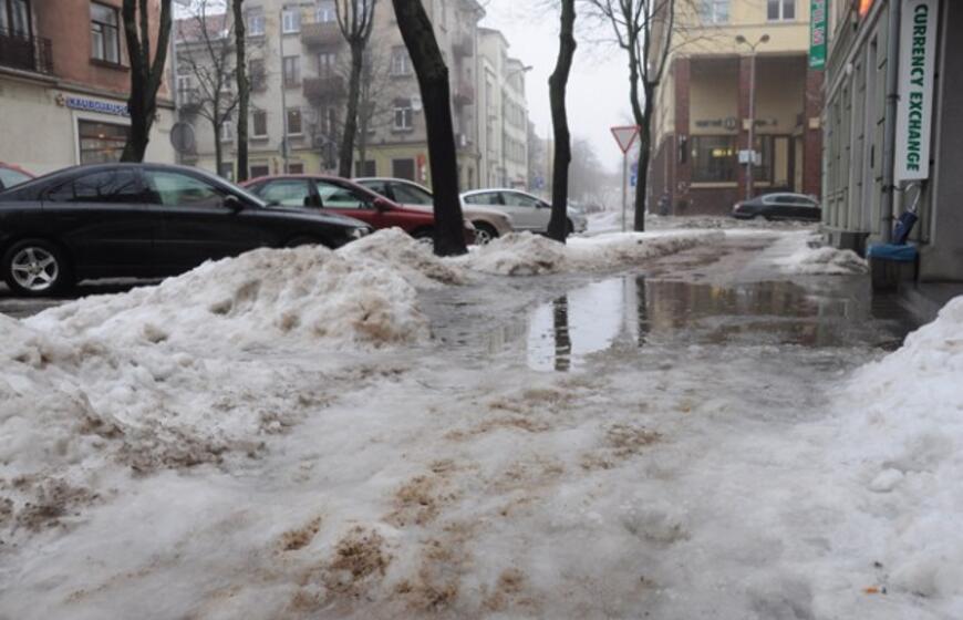 Plikledis: gausu nepatogumų, bet ne traumų