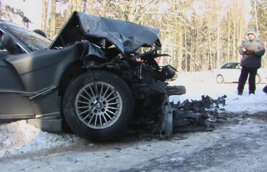 Klaipėdos rajone jaunuolis sudaužė BMW