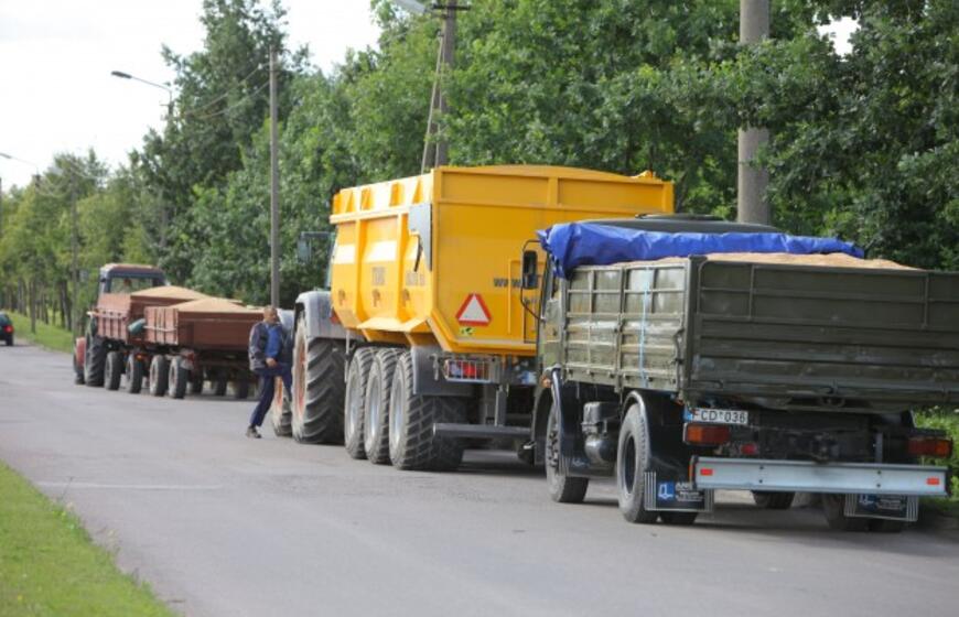 Grūdų karštinė veikia ir nieko dėtus vairuotojus