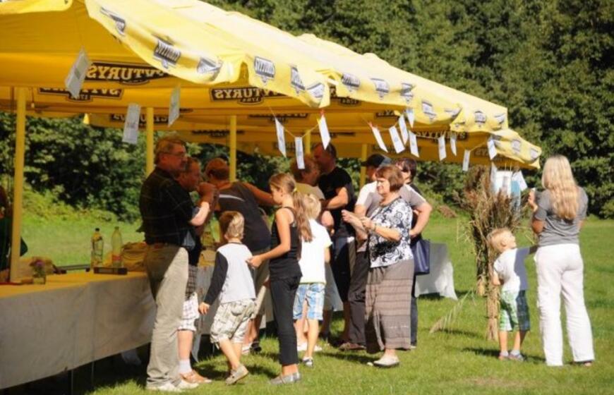 Bendruomenių šventė "Menkinė" Karklėje