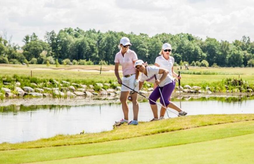 "Nesė pramogų banko" golfo turnyras