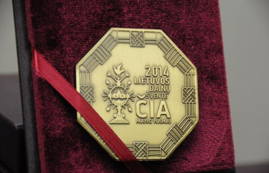 Dainų šventės dalyvių apdovanojimai