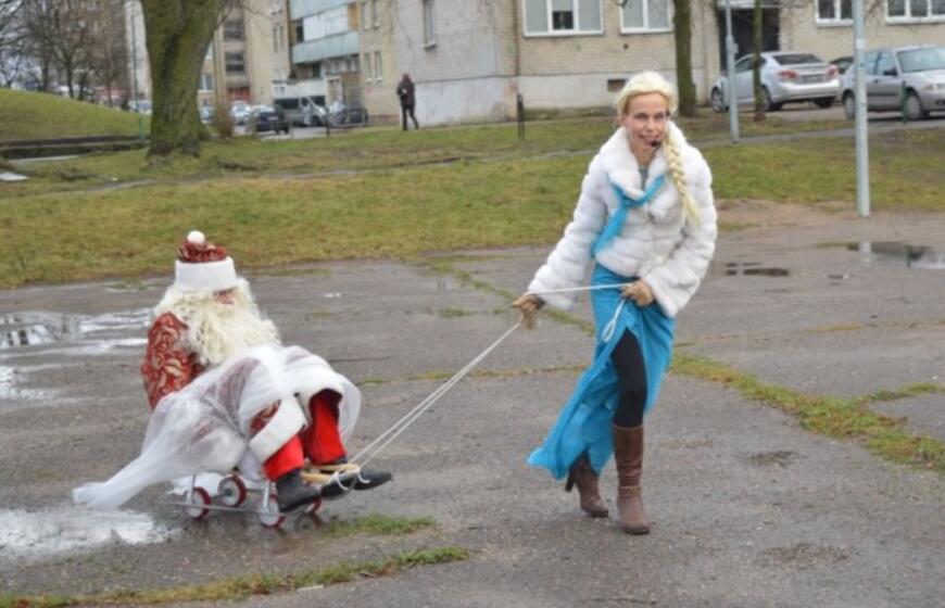 Eglučių miesto kiemuose puošimas