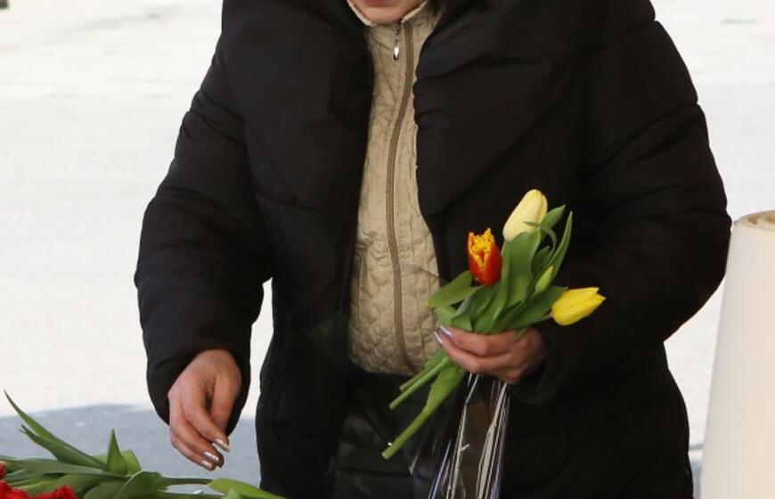 Prekyba tulpėmis kovo 8-ąją