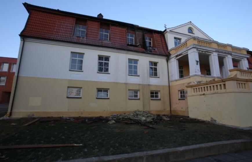 Eduardo Balsio gimnazija po gaisro