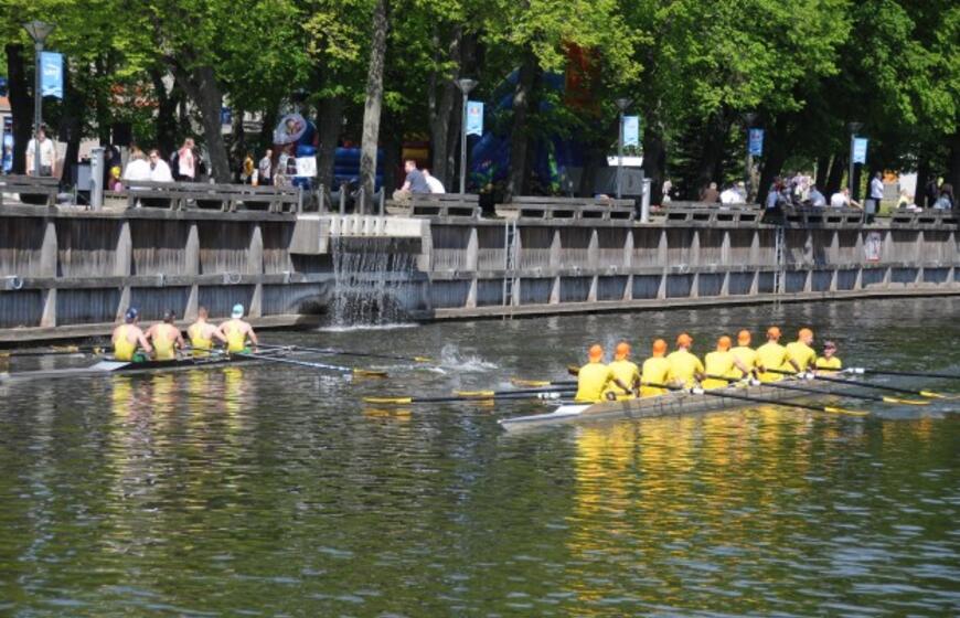 Į upės paradą susirinko 150 irkluotojų