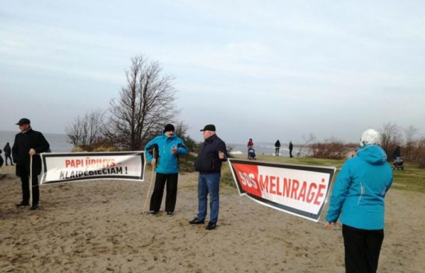 Melnragės bendruomenė protestavo prieš uosto plėtrą