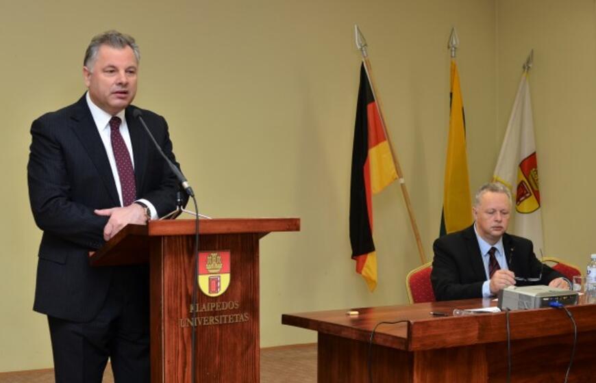 KU pasirašė bendradarbiavimo sutartį su vokiečių moksliniu institutu