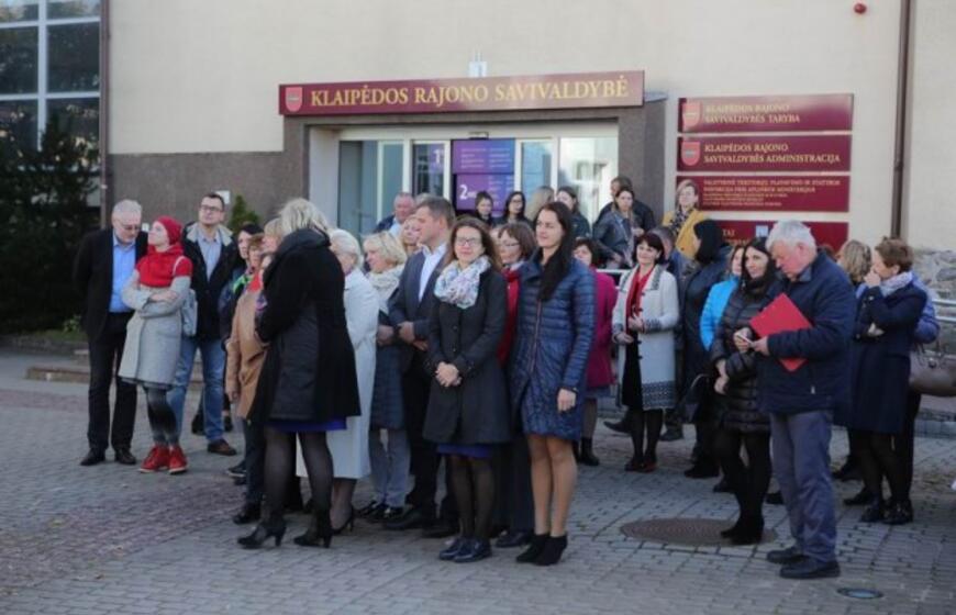 Savivaldos dieną tarnautojai dirbo lauke