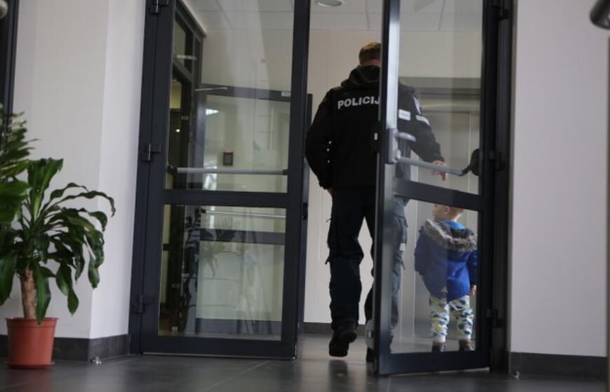 Atvirų durų diena policijoje vėl sukvietė būrius moksleivių