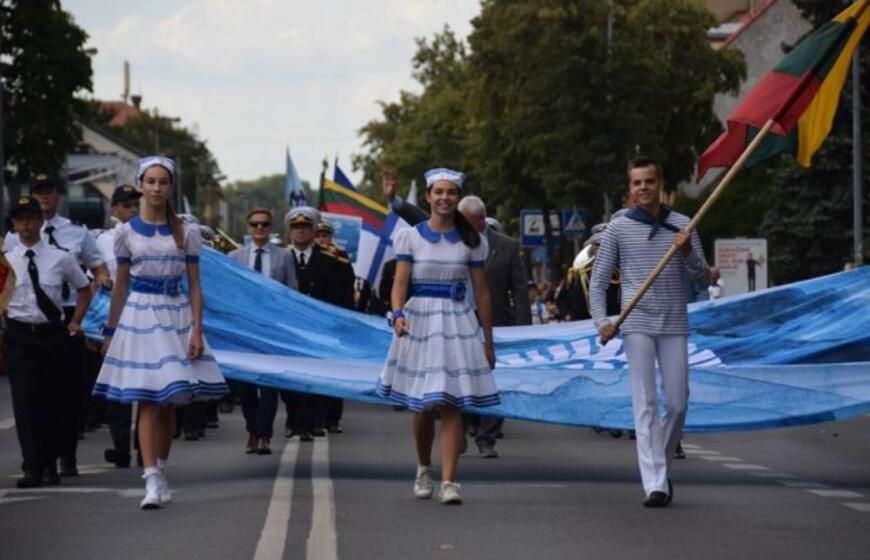 Jūros šventės eisena