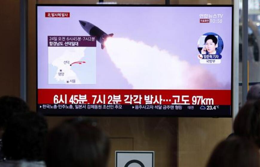 Šiaurės Korėja paleido balistinę raketą virš Japonijos